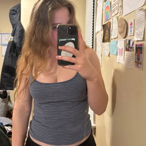 Brandy Melville Tank Top - Picture 2 of 2